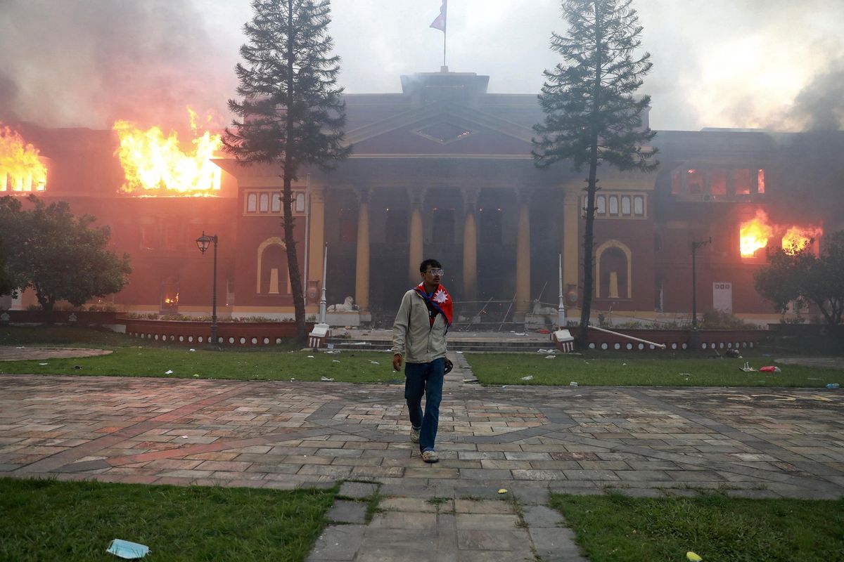 Demo Nepal Tewaskan 51 Orang, 12.533 Napi Masih Buron