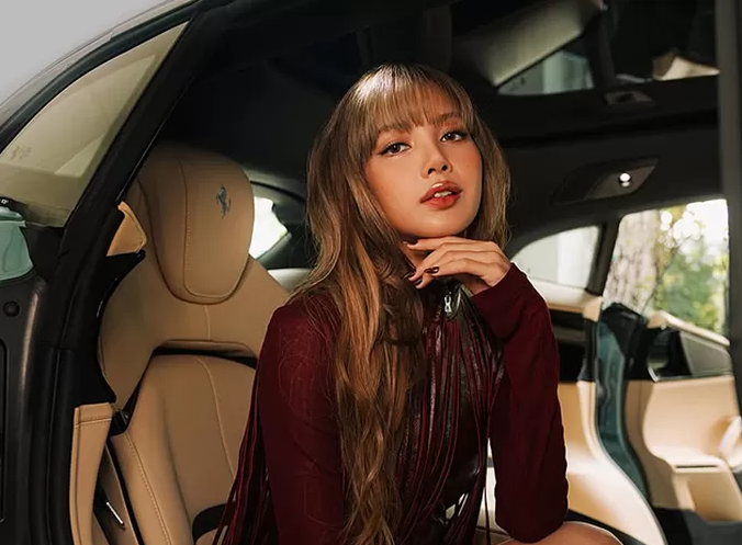 Lisa BLACKPINK