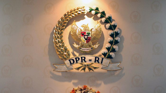 Ahmad Sahroni Nafa Urbach Eko Patrio Uya Kuya Nonaktifkan dari DPR